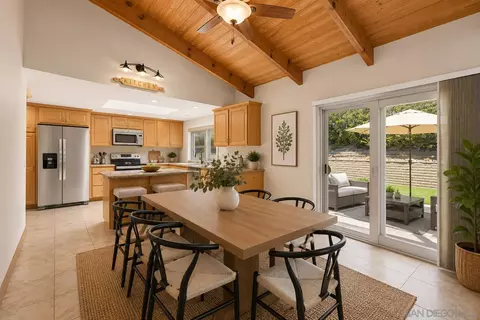 Dining - 4744 Via Serra, Fallbrook, CA 92028 photo 2 of 3
