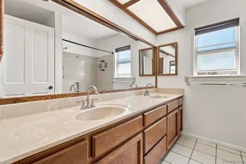 Bath - 16707 Wikiup Rd, Ramona, CA 92065 photo 1 of 3