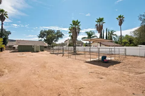 Exterior - 16707 Wikiup Rd, Ramona, CA 92065 photo 7 of 9