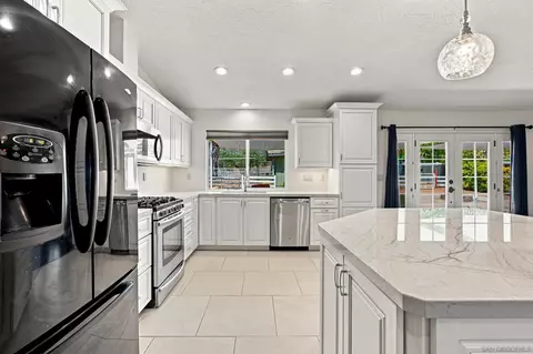 Kitchen - 16707 Wikiup Rd, Ramona, CA 92065 photo 1 of 2