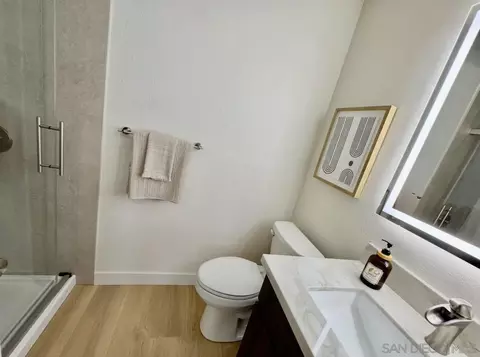 Bath - 3412 Los Mochis Way, Oceanside, CA 92056 photo 2 of 2