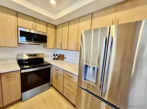 Kitchen - 3412 Los Mochis Way, Oceanside, CA 92056 photo 2 of 7