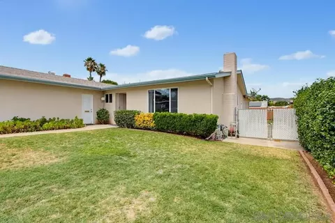 Exterior - 1010 Thomas Way, Escondido, CA 92027 photo 6 of 16