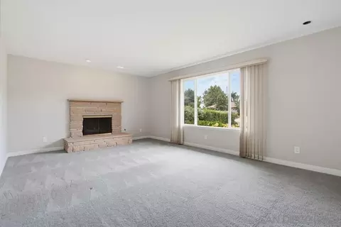 Living - 1010 Thomas Way, Escondido, CA 92027 photo 3 of 14