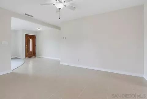 Living - 1010 Thomas Way, Escondido, CA 92027 photo 14 of 14