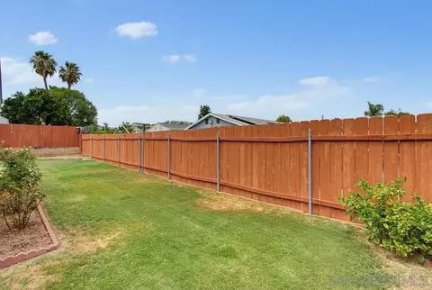 Exterior - 1010 Thomas Way, Escondido, CA 92027 photo 9 of 16
