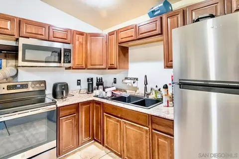 Kitchen - 2804 S Grade Rd # -6, Alpine, CA 91901 photo 2 of 2
