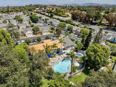 View/Area - 4470 Garnet, Oceanside, CA 92056 photo 2 of 6