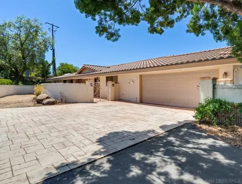 Exterior - 3343 Vista De La Cresta, Escondido, CA 92029 photo 2 of 10
