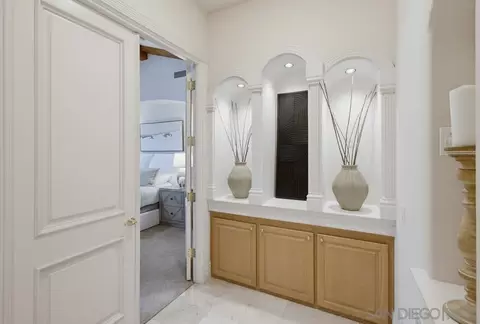 Entry Way - 14893 Huntington Gate Dr, Poway, CA 92064 photo 2 of 3