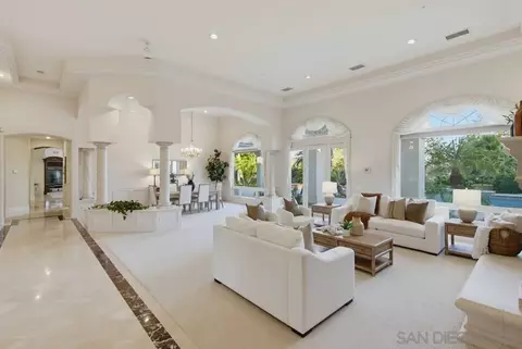 Living - 14893 Huntington Gate Dr, Poway, CA 92064 photo 1 of 8