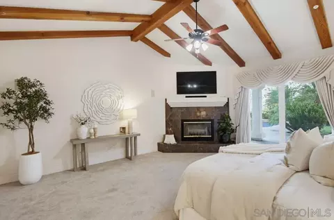 Bedroom - 14893 Huntington Gate Dr, Poway, CA 92064 photo 2 of 2