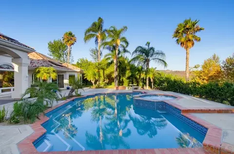 Exterior - 14893 Huntington Gate Dr, Poway, CA 92064 photo 7 of 28