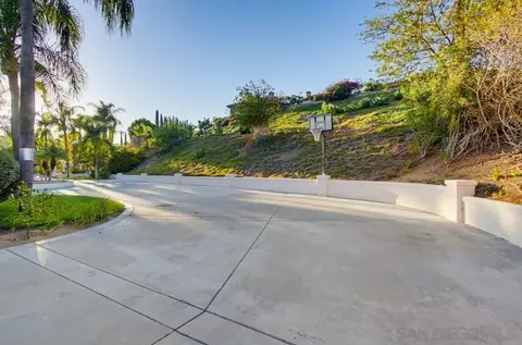 Exterior - 14893 Huntington Gate Dr, Poway, CA 92064 photo 27 of 28