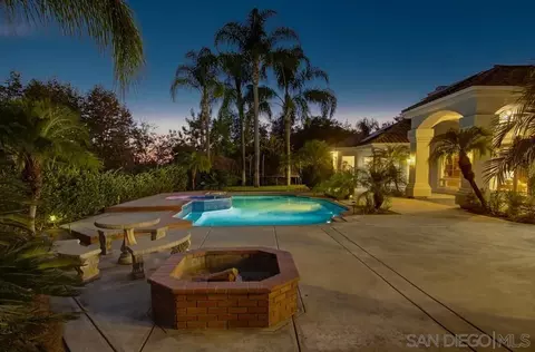 Exterior - 14893 Huntington Gate Dr, Poway, CA 92064 photo 19 of 28