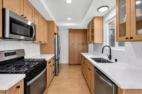 Kitchen - 1277 Sagewood Dr, Oceanside, CA 92056 photo 2 of 7
