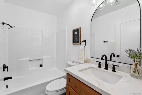 Bath - 1277 Sagewood Dr, Oceanside, CA 92056 photo 1 of 5