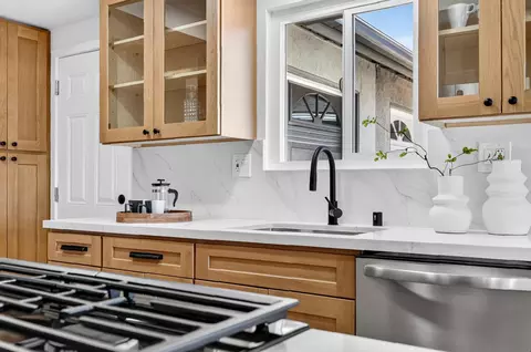 Kitchen - 1277 Sagewood Dr, Oceanside, CA 92056 photo 7 of 7