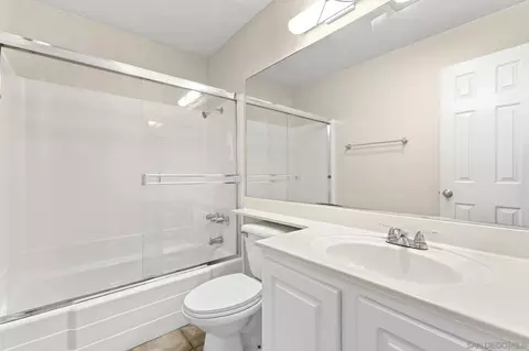 Bath - 620 E Lexington Ave #13, El Cajon, CA 92020 photo 2 of 2