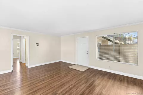 Living - 620 E Lexington Ave #13, El Cajon, CA 92020 photo 5 of 16