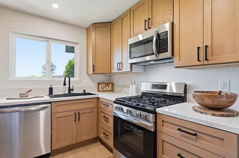 Kitchen - 3738 Hickory Way, Oceanside, CA 92057 photo 1 of 3