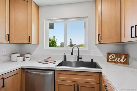 Kitchen - 3738 Hickory Way, Oceanside, CA 92057 photo 2 of 3