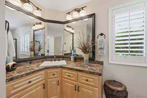Bath - 10649 Meadow Glen Way E, Escondido, CA 92026 photo 6 of 9