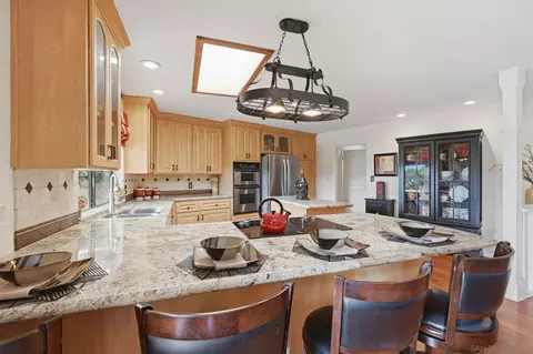 Kitchen - 10649 Meadow Glen Way E, Escondido, CA 92026 photo 2 of 8