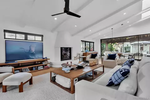 Living - 1130 Pine St, Coronado, CA 92118 photo 1 of 7