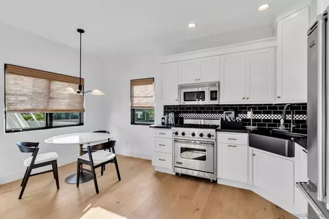 Kitchen - 1130 Pine St, Coronado, CA 92118 photo 5 of 6