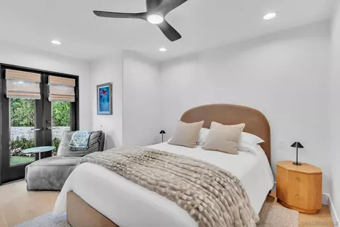 Bedroom - 1130 Pine St, Coronado, CA 92118 photo 6 of 6
