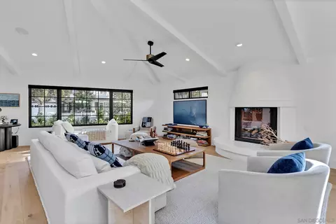 Living - 1130 Pine St, Coronado, CA 92118 photo 3 of 7