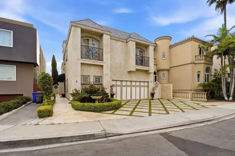 Exterior - 7 Green Turtle Rd, Coronado, CA 92118 photo 4 of 8