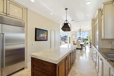 Kitchen - 7 Green Turtle Rd, Coronado, CA 92118 photo 4 of 5