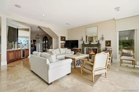 Living - 7 Green Turtle Rd, Coronado, CA 92118 photo 7 of 10