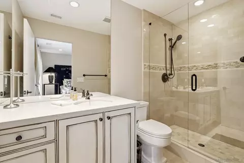 Bath - 7 Green Turtle Rd, Coronado, CA 92118 photo 7 of 7