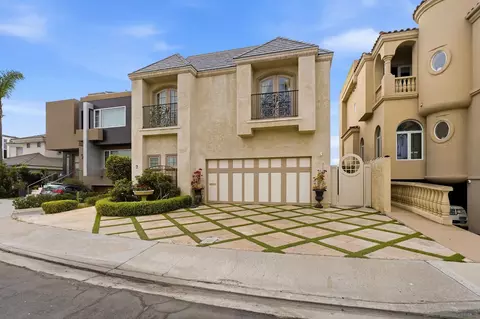 Exterior - 7 Green Turtle Rd, Coronado, CA 92118 photo 6 of 8