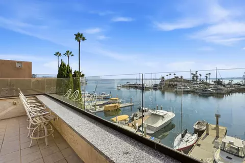 View/Area - 7 Green Turtle Rd, Coronado, CA 92118 photo 5 of 7
