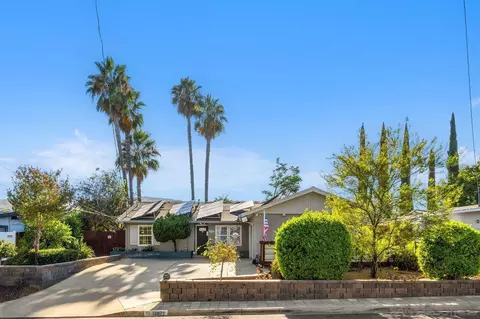Exterior - 13922 Frame Rd, Poway, CA 92064 photo 2 of 12