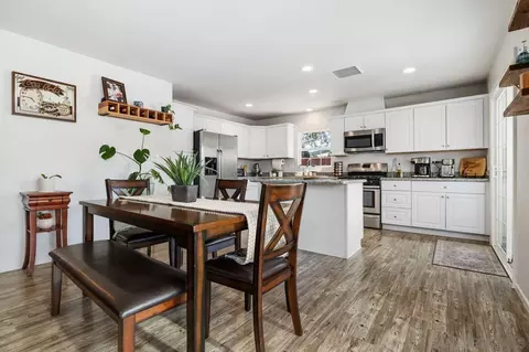 Dining - 13922 Frame Rd, Poway, CA 92064 photo 3 of 3