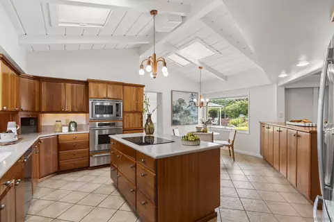 Kitchen - 1616 Clemson Cir, La Jolla, CA 92037 photo 1 of 1