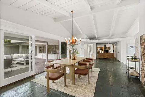 Dining - 1616 Clemson Cir, La Jolla, CA 92037 photo 4 of 5