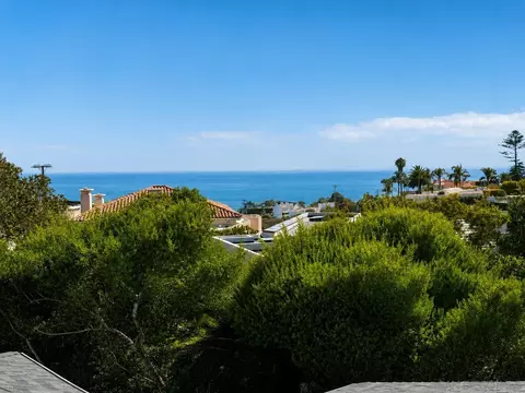 View/Area - 1616 Clemson Cir, La Jolla, CA 92037 photo 6 of 6