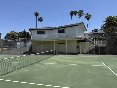 Exterior - 1616 Clemson Cir, La Jolla, CA 92037 photo 12 of 12