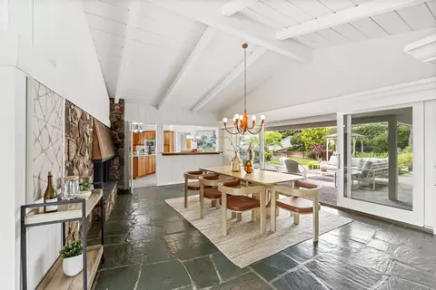 Dining - 1616 Clemson Cir, La Jolla, CA 92037 photo 2 of 5
