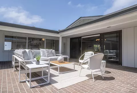 Exterior - 1616 Clemson Cir, La Jolla, CA 92037 photo 6 of 12