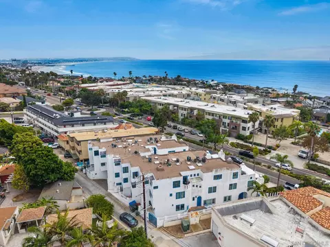View/Area - 5437 La Jolla Blvd, La Jolla, CA 92037 photo 4 of 11