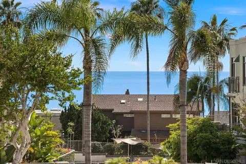 View/Area - 5437 La Jolla Blvd, La Jolla, CA 92037 photo 1 of 11
