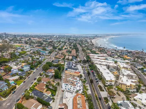 View/Area - 5437 La Jolla Blvd, La Jolla, CA 92037 photo 11 of 11