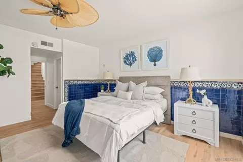 Bedroom - 5437 La Jolla Blvd, La Jolla, CA 92037 photo 3 of 9